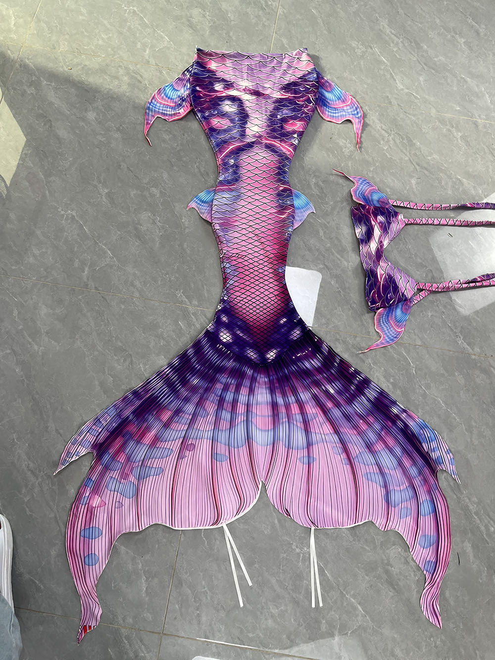 Color Original cola de sirena  - Aquarium & Marine Museum Ums reseña y precio